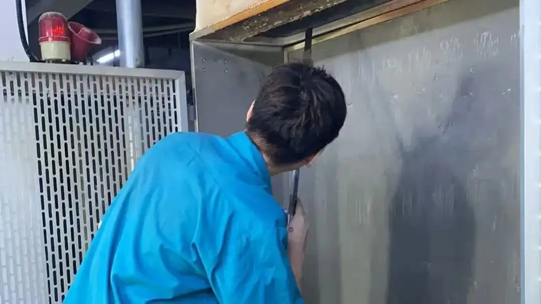 A Changshu poliészter vészhelyzeti gyakorlatokat végez a hirtelen bekövetkezett eseményekre